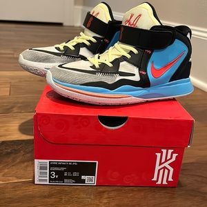 Nike Kyrie Infinity SE (PS) White Crimson Youth Size 3y